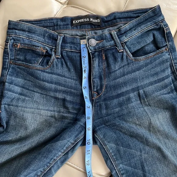 Express Mid Rise Legging Jeans Size 4 - Picture 3 of 7